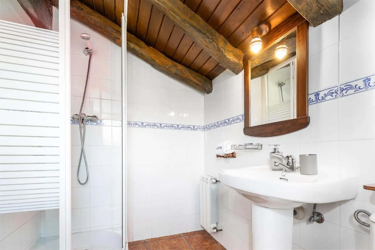 Casa rural Agroturismo Landarbide Zahar Aia España