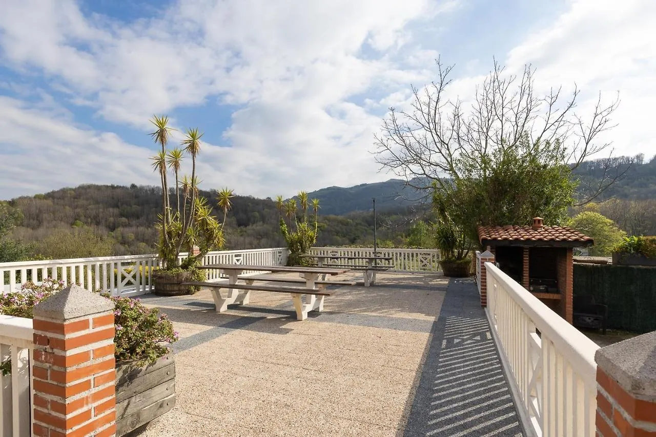 Agroturismo Landarbide Zahar Aia Casa rural