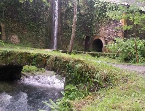 Agroturismo Landarbide Zahar Aia Casa rural