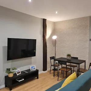 Ayuntamiento Parking Gratis. Auto Check-in. Apartamento Bilbao