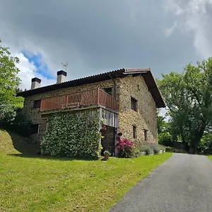 Arbela Apartamentuak Aia